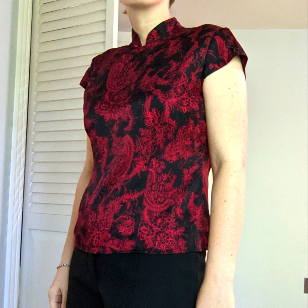 100% silk Worthington blouse floral